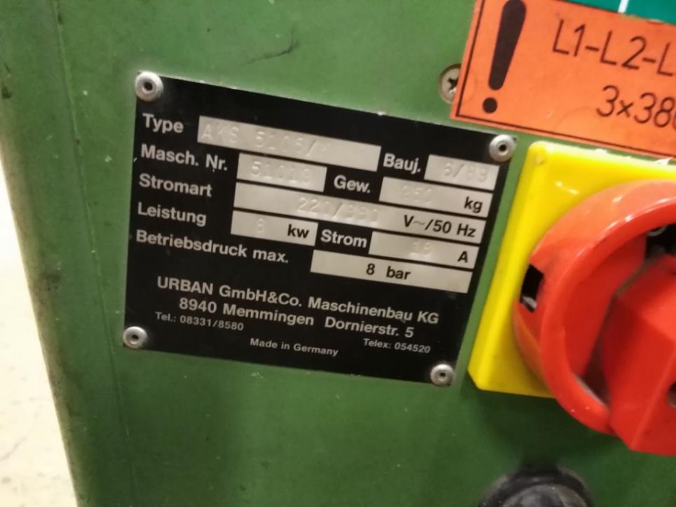 Production line for plastic windows-1